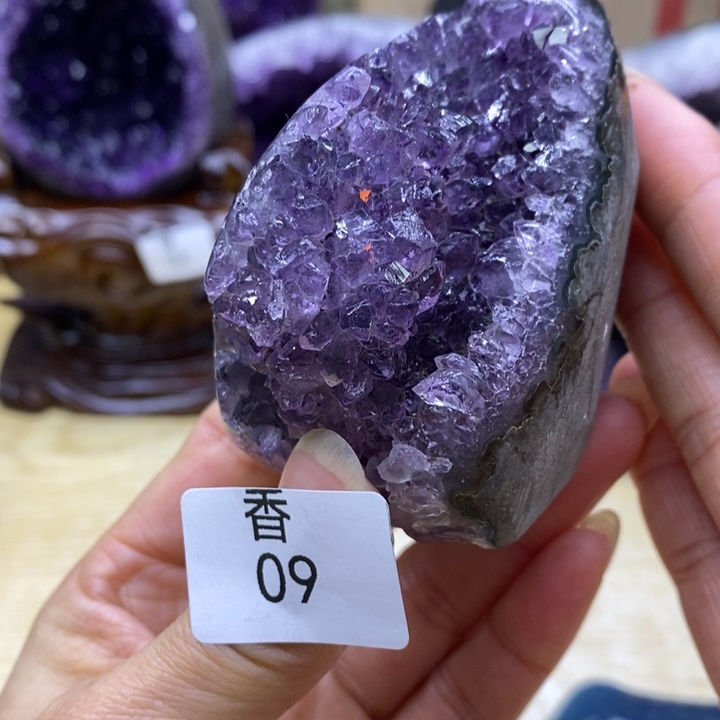 水晶大型摆件（非配饰）未镶嵌