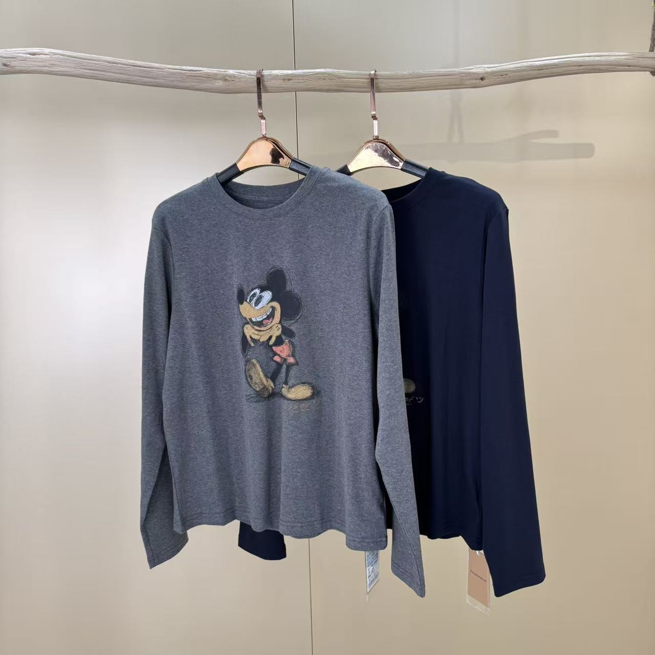【金典名店】2528005卡通长袖圆领T恤
