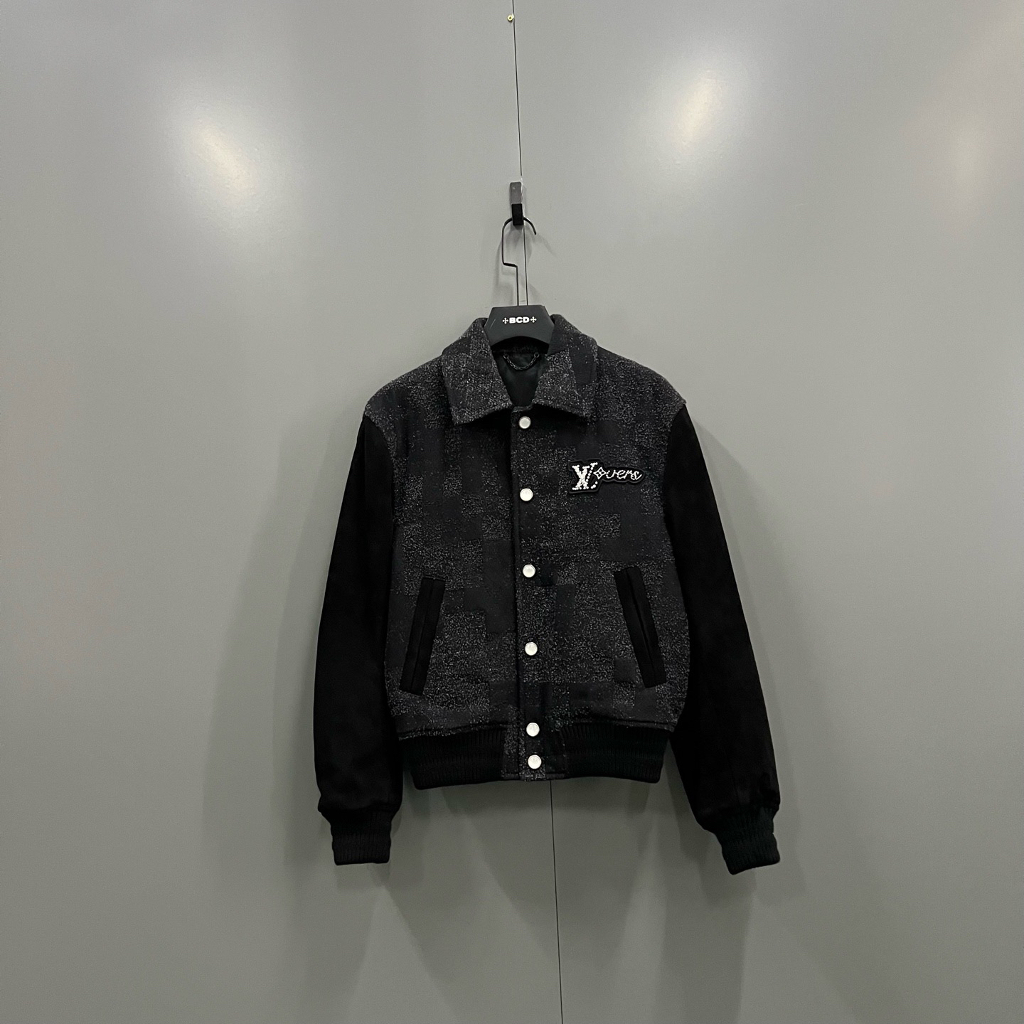 未使用 LouisVuitton/路易威登 (ll) 水钻珍珠棒球夹克44码207119
