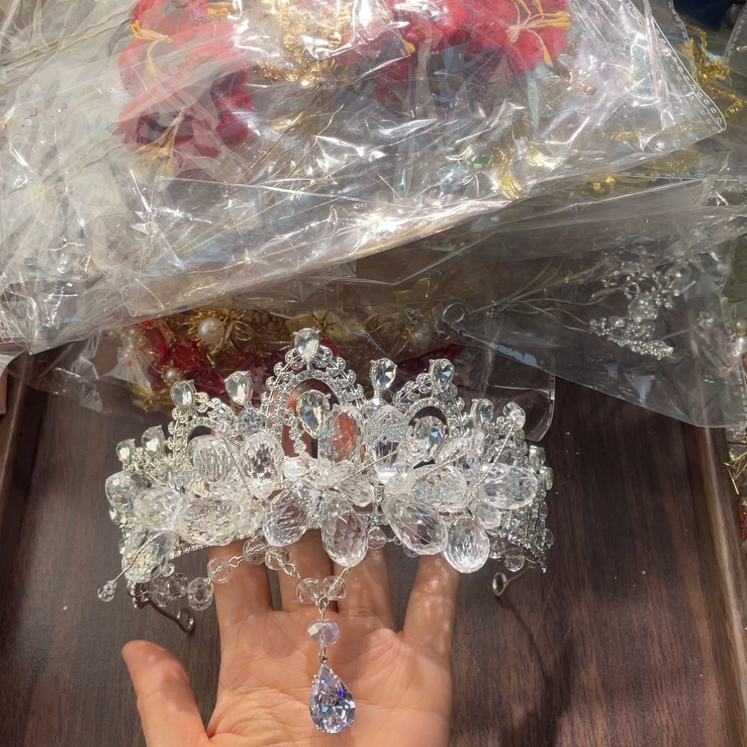 混合材质新娘头饰默认微瑕不退换