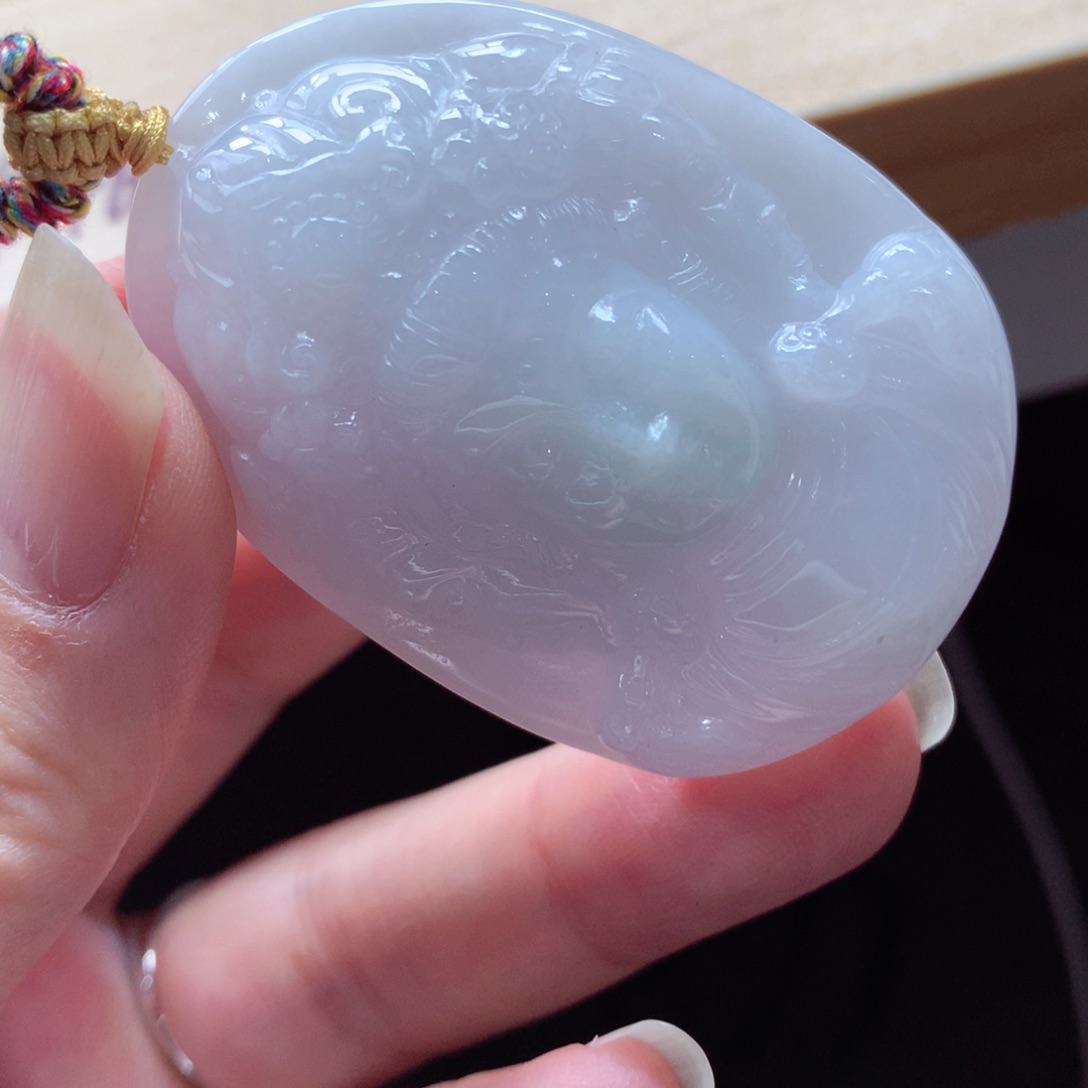 翡翠颈饰未镶嵌吊坠