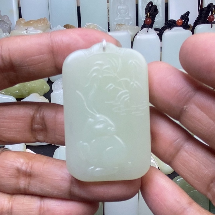 和田玉颈饰未镶嵌