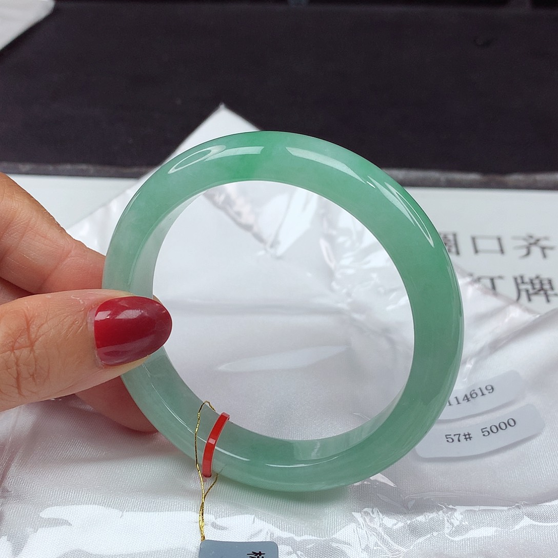 翡翠手镯未镶嵌57圈4619