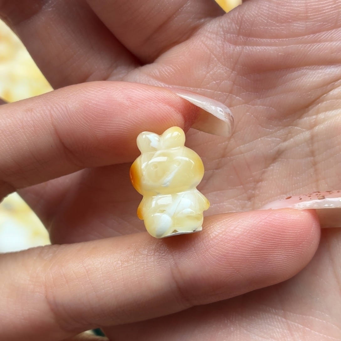 琥珀未镶嵌裸石蜜蜡