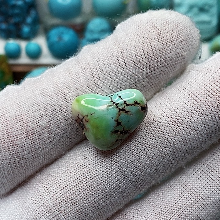 绿松石未镶嵌天然原矿 地大质检