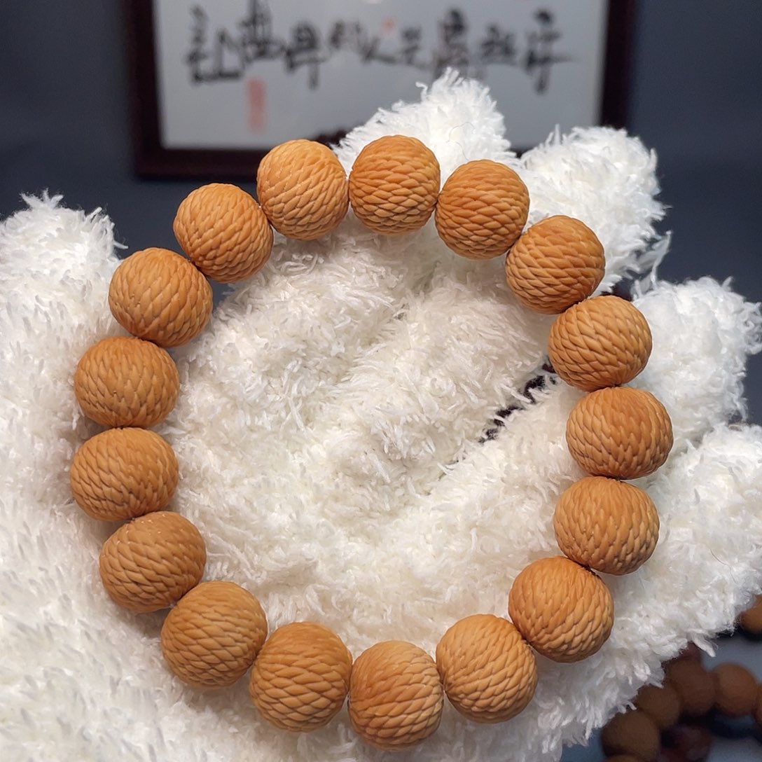 兵***哥把件猴头核桃龙麟