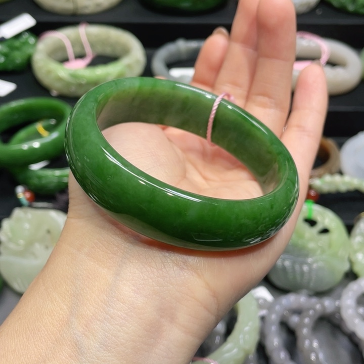 和田玉手镯58圈口 编号73未镶嵌