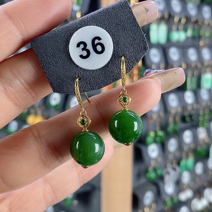 和田玉耳饰18K金镶嵌