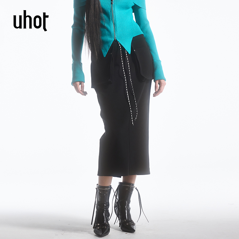 UHOT 显瘦气质高腰时尚黑色长款半裙UWFA3Q075