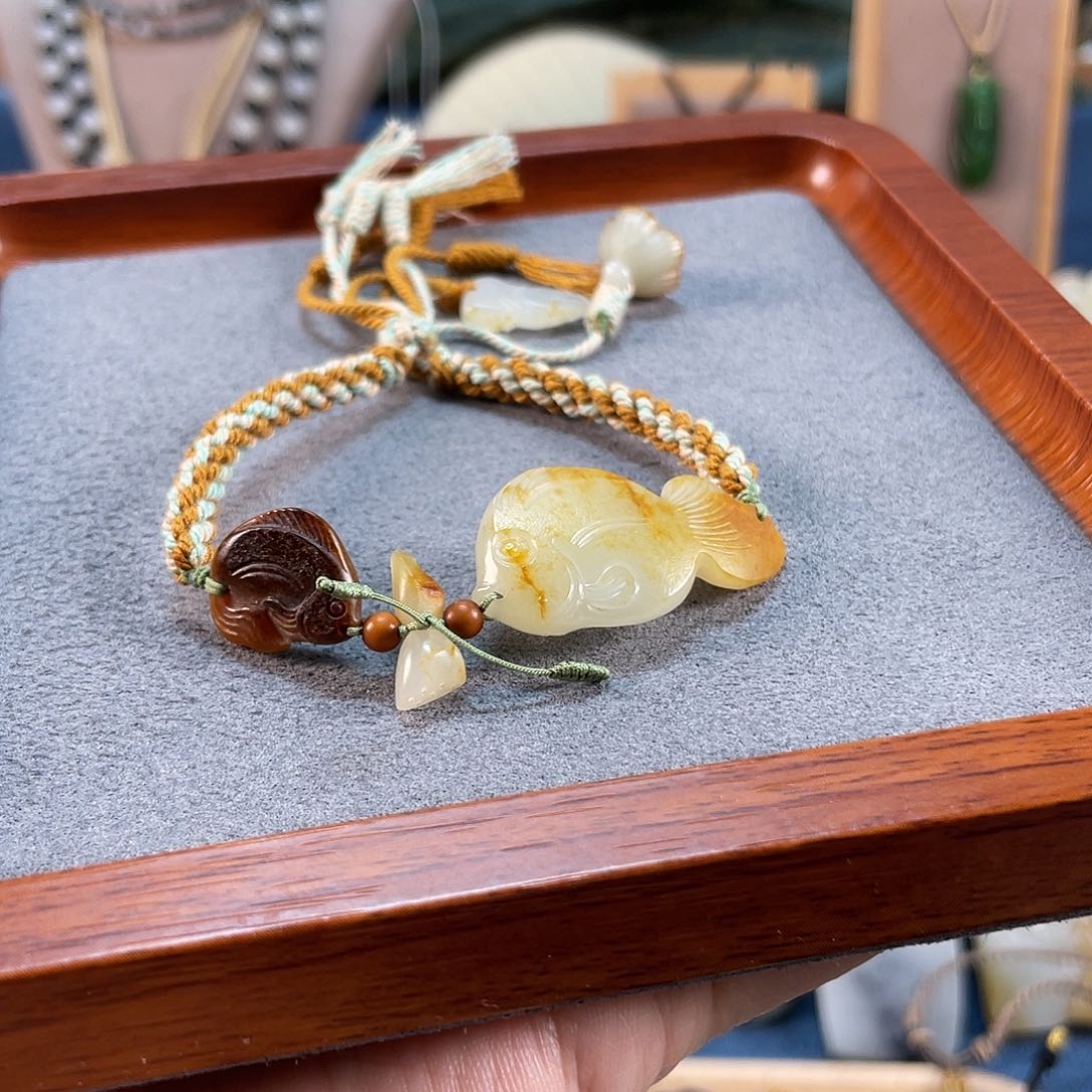 和田玉手绳未镶嵌