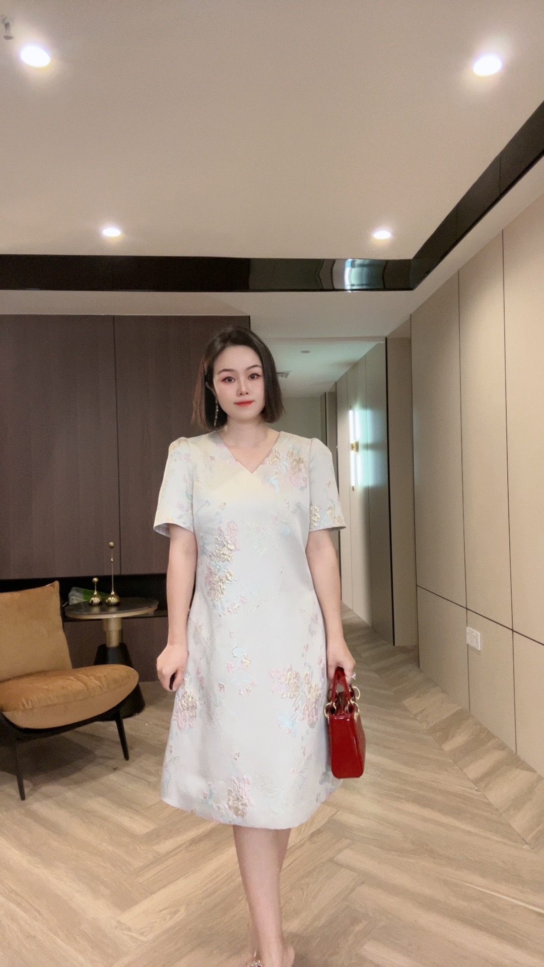 2572提花缎面V领夏季新款新中式国潮风a字显高显瘦连衣裙女m97