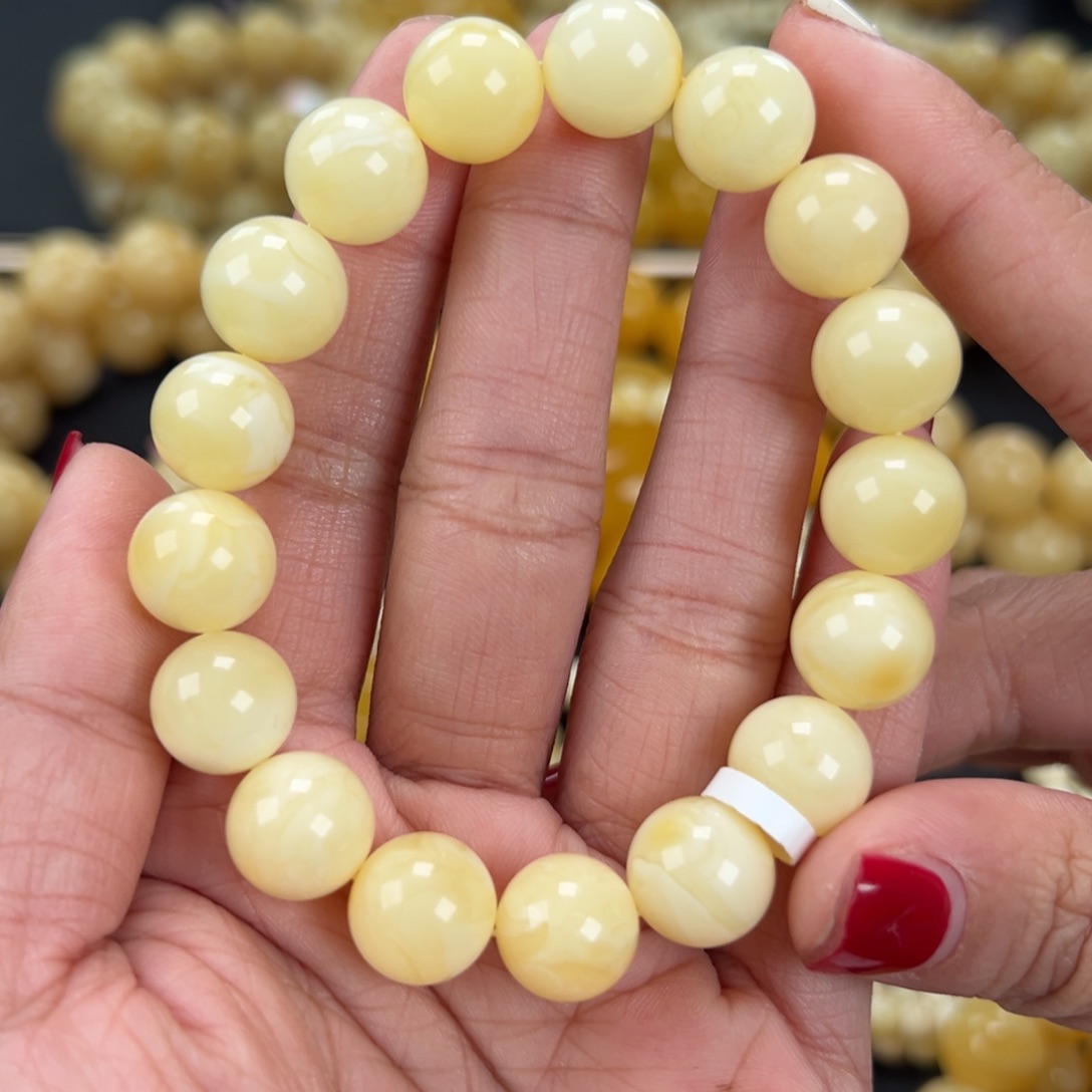 琥珀未镶嵌手链17.2克