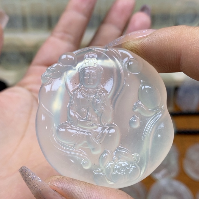 【闪购商品】蛇纹石玉未镶嵌颈饰