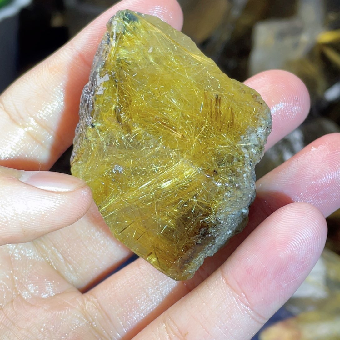 水晶天然sjbjb。未镶嵌