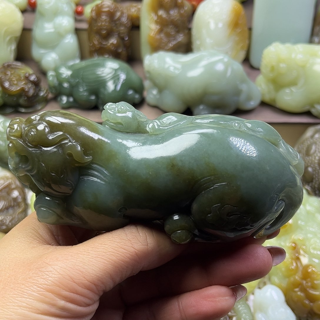 和田玉挂件未镶嵌王**白