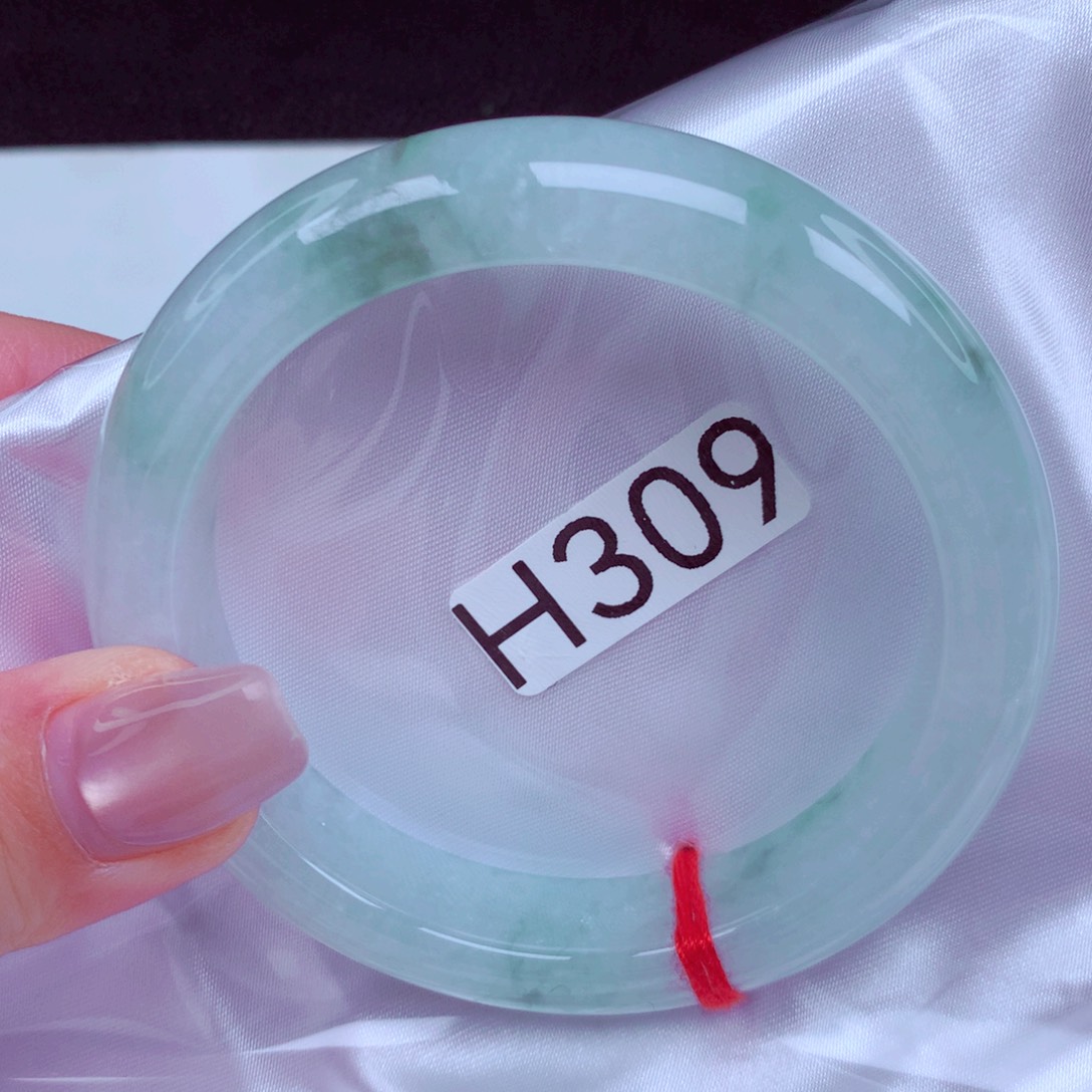 翡翠未镶嵌手镯手镯