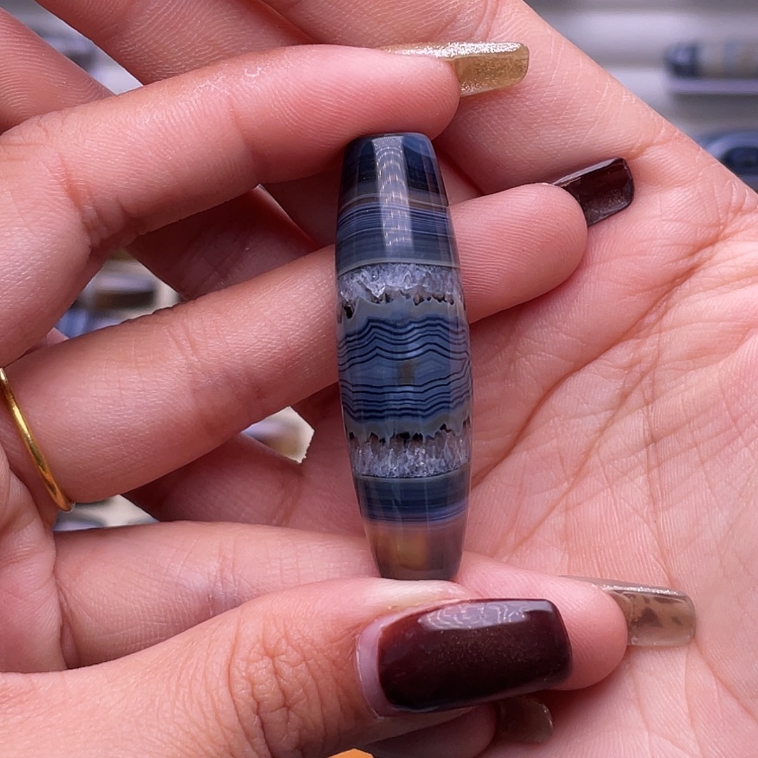 宁***a玛瑙/玉髓未镶嵌颈饰