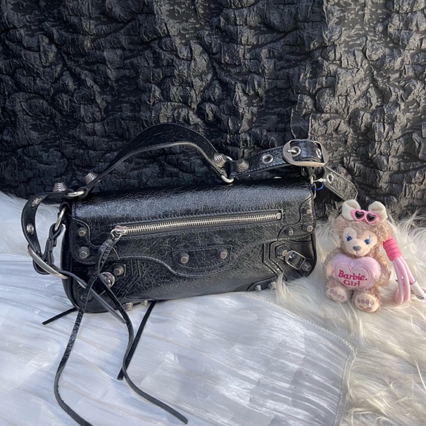 95新 Balenciaga/巴黎世家 巴黎世家黑色小号机车法棍单肩包