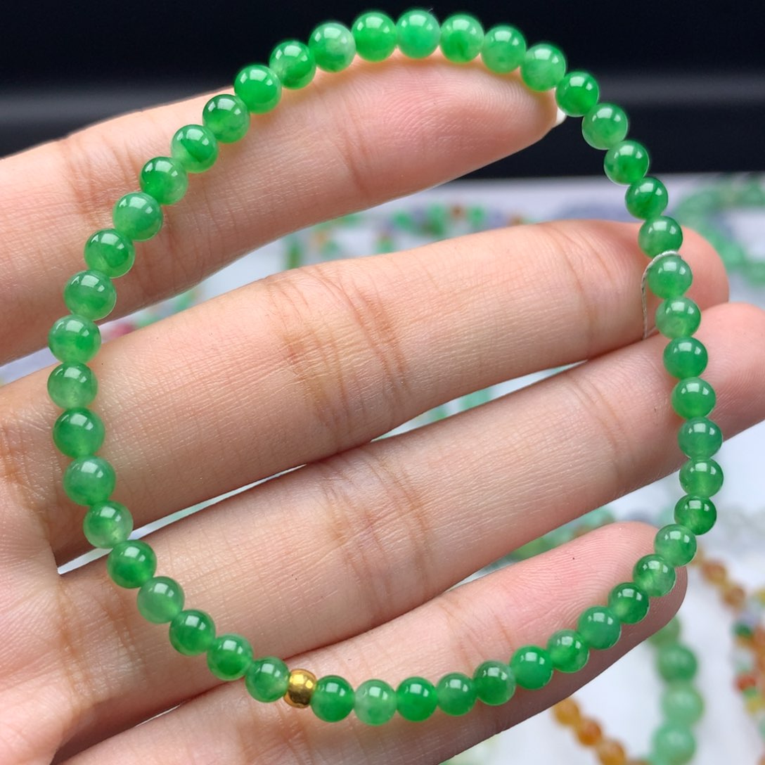 翡翠手链未镶嵌卡