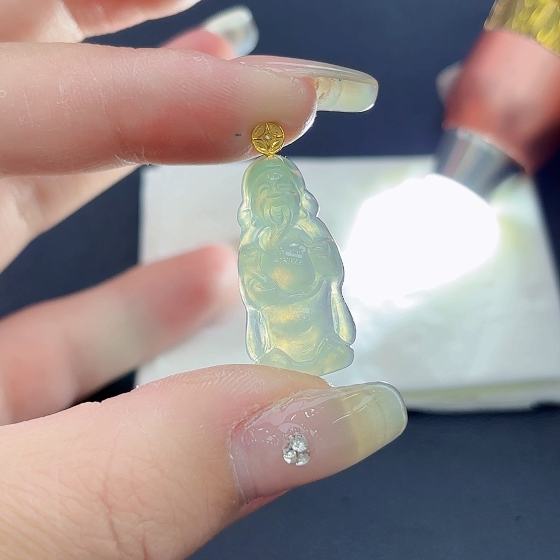 翡翠颈饰18K金镶嵌财神爷