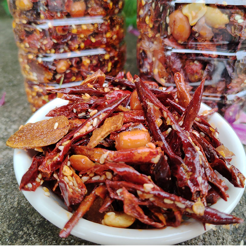 贵州特产特辣香脆椒香辣酥脆休闲小吃开盖即食辣椒丝香辣脆