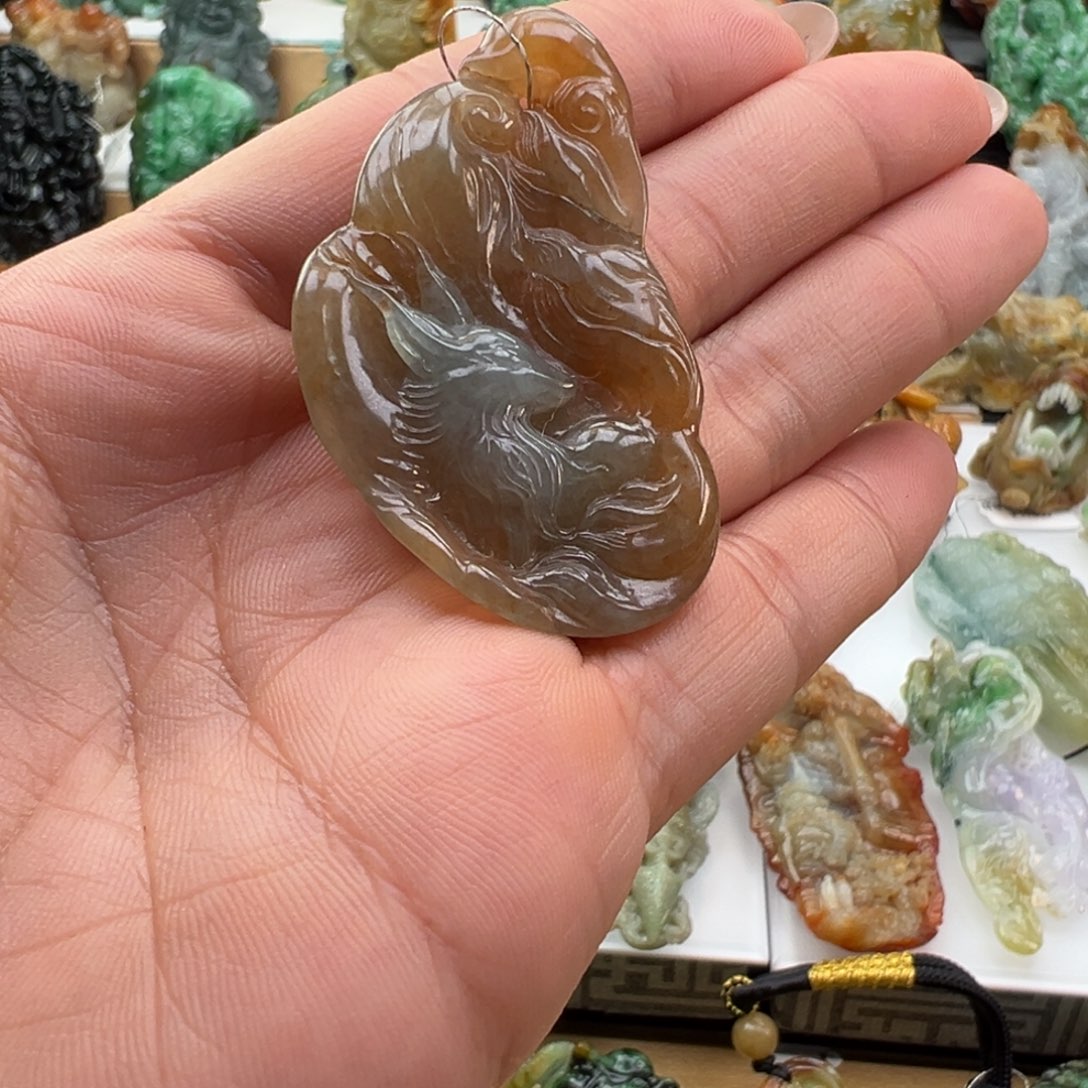 颈饰未镶嵌翡翠天然缅甸翡翠