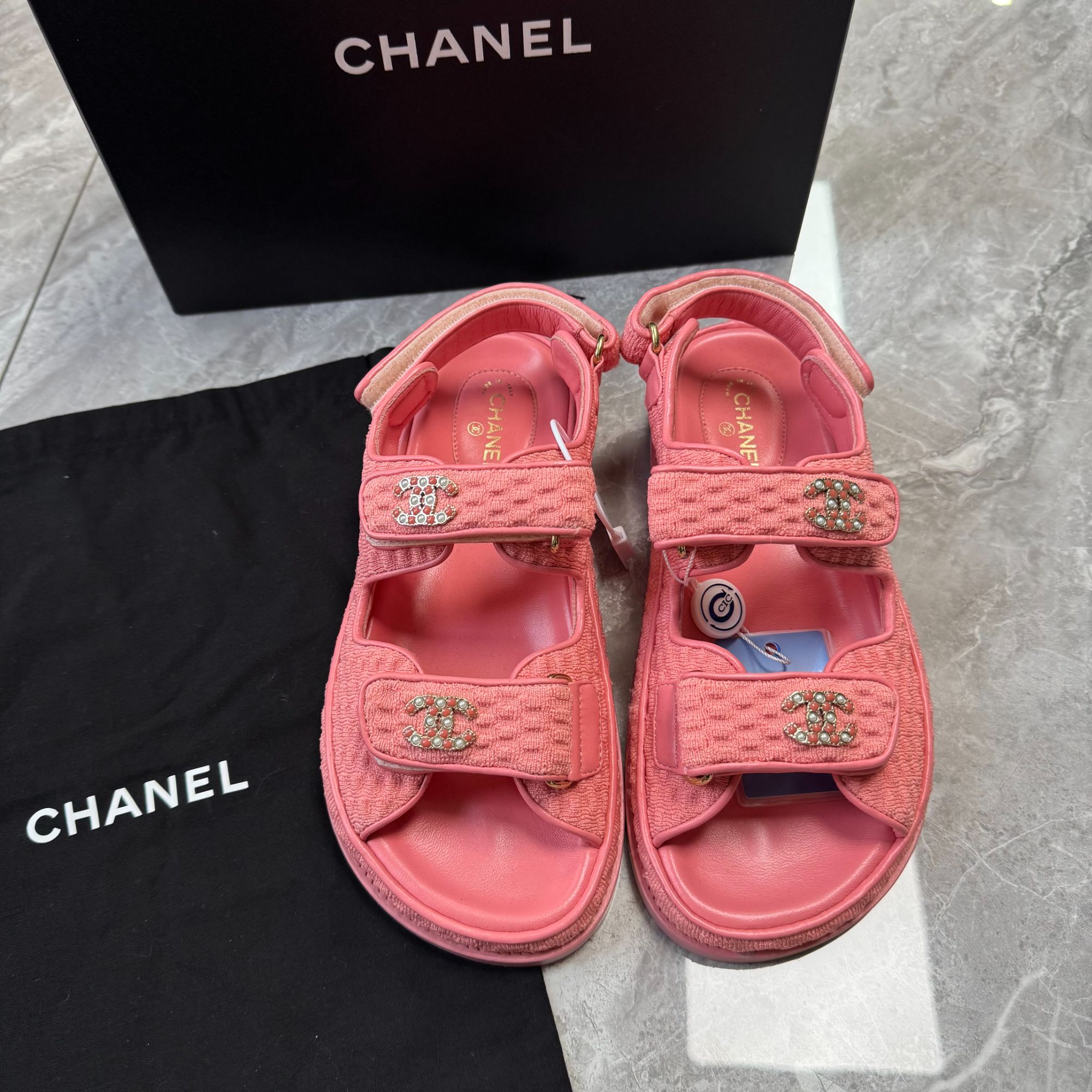 99新 Chanel/香奈儿 葡萄籽奢潮/24S系列魔术贴凉鞋/36码