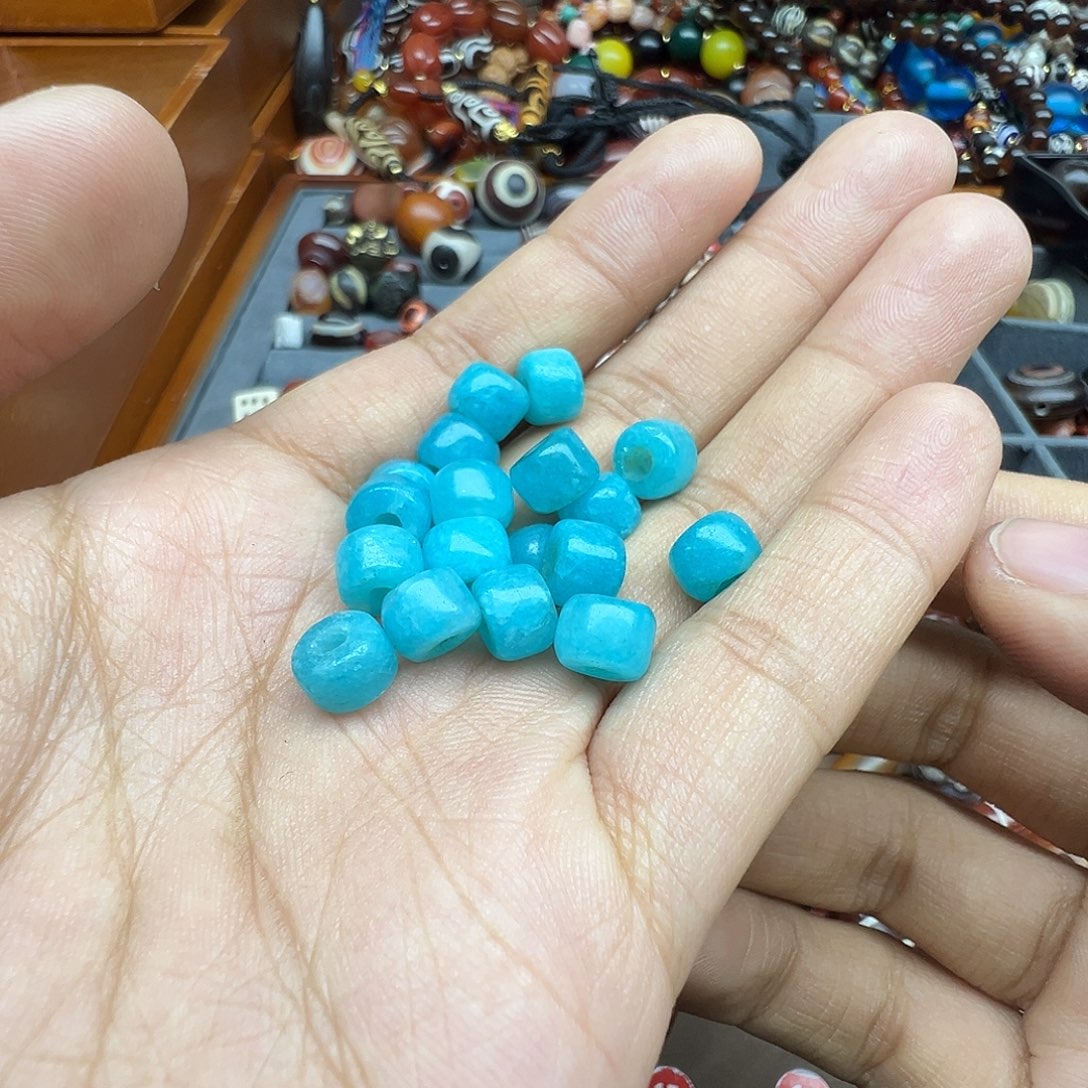 正***2玛瑙/玉髓未镶嵌珠宝半成品