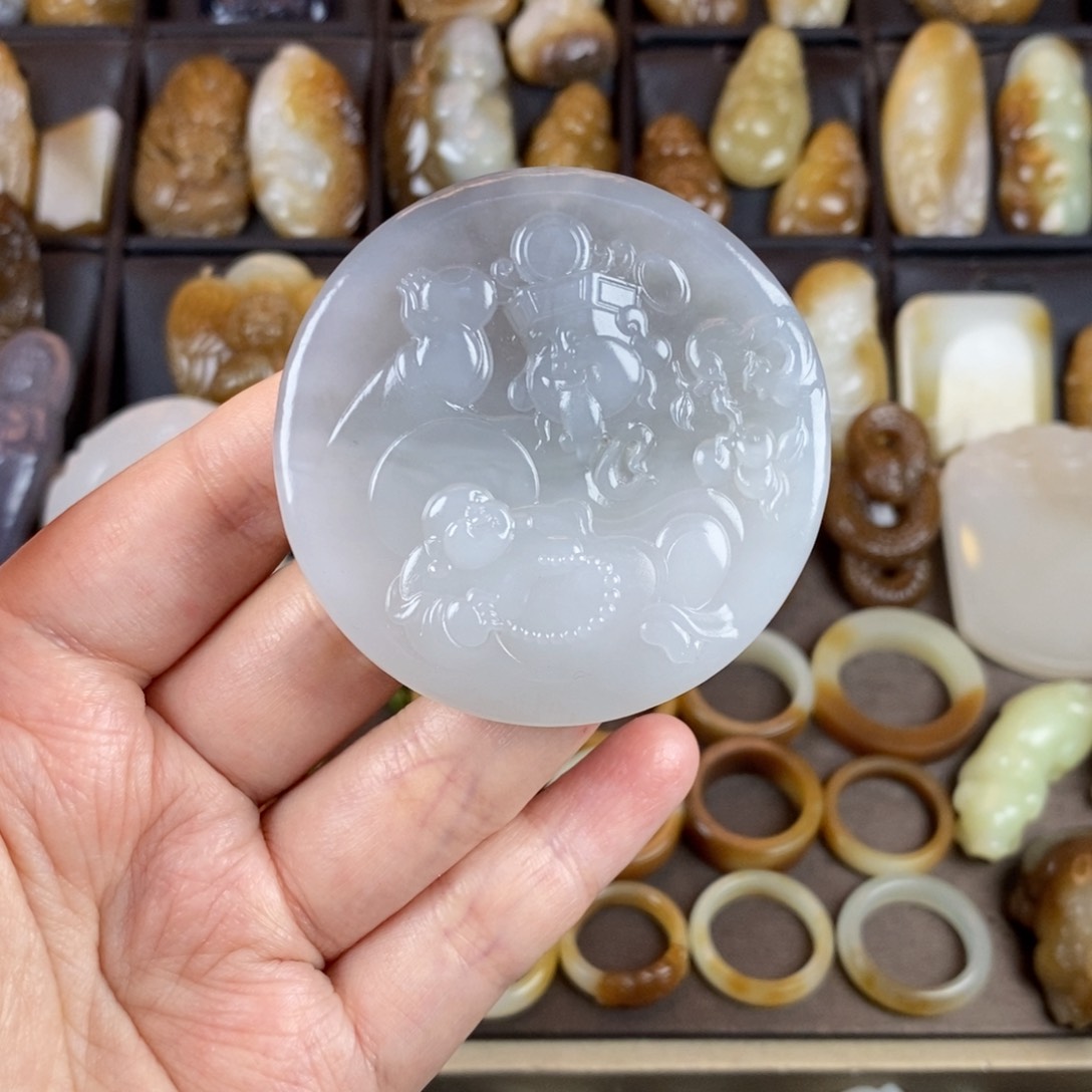 和田玉颈饰未镶嵌