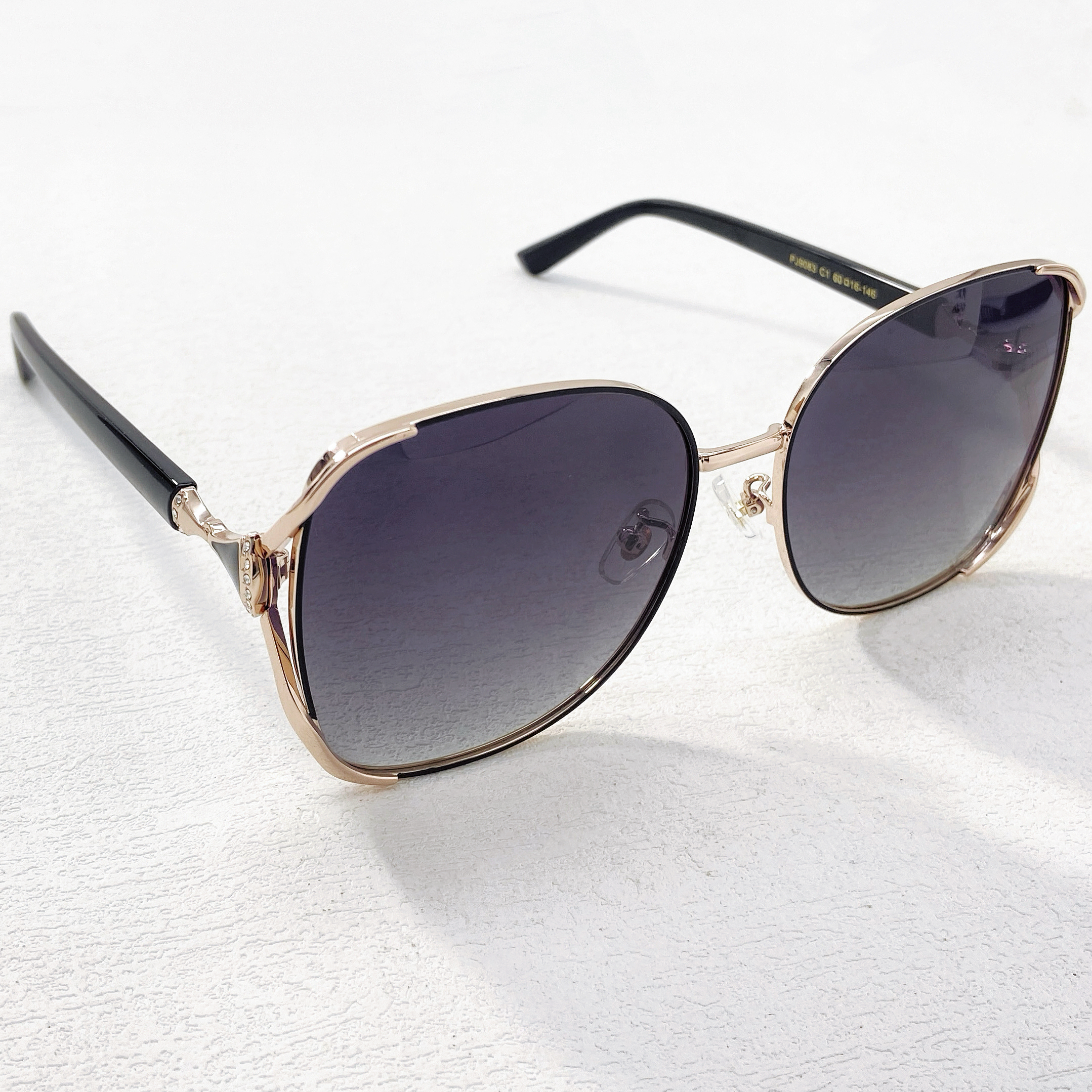 木木（RZ7654）预售 小裙子镜腿大框偏光墨镜