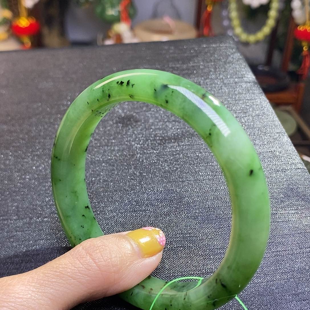 和田玉碧玉乌兰海手镯56.7圈口未镶嵌