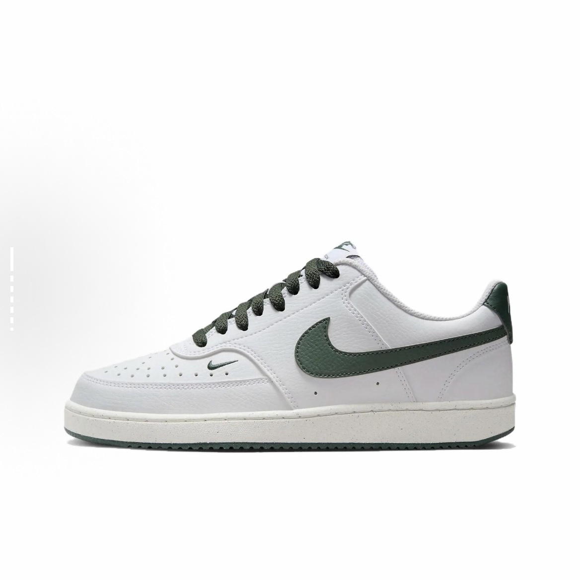NIKE/耐克Court Vision女复古低帮小白鞋百搭休闲板鞋FV9952101