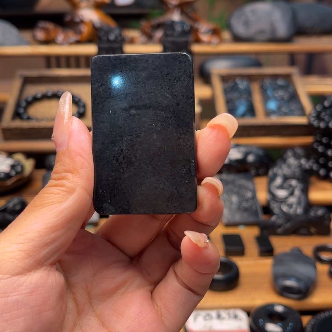 手链未镶嵌和田玉（墨玉）晴****中