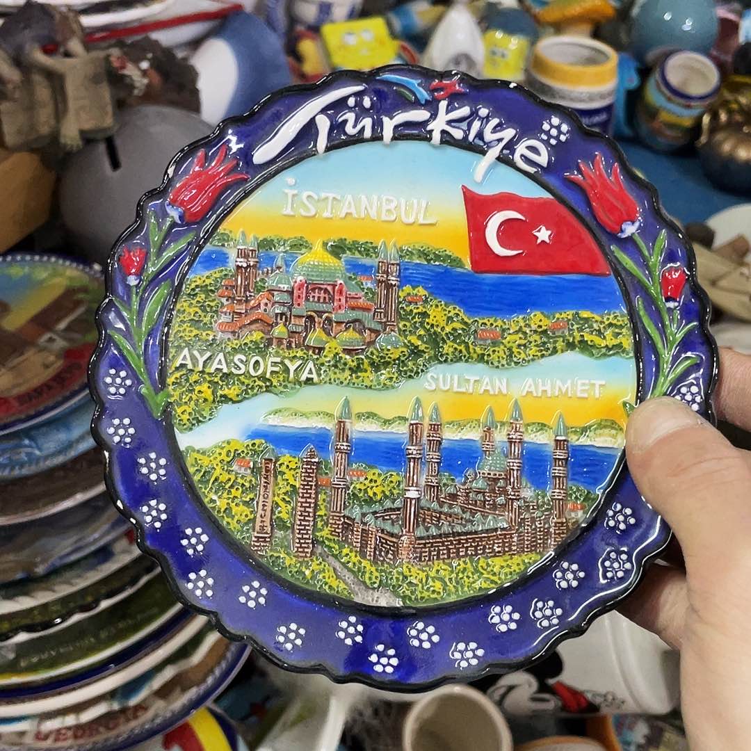 摆件 磕碰。 封釉       