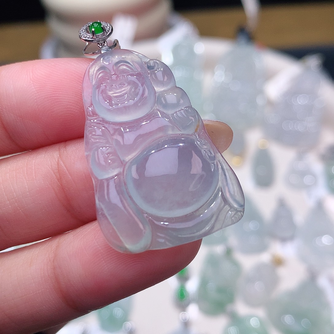 颈饰18K金镶嵌翡翠布袋佛