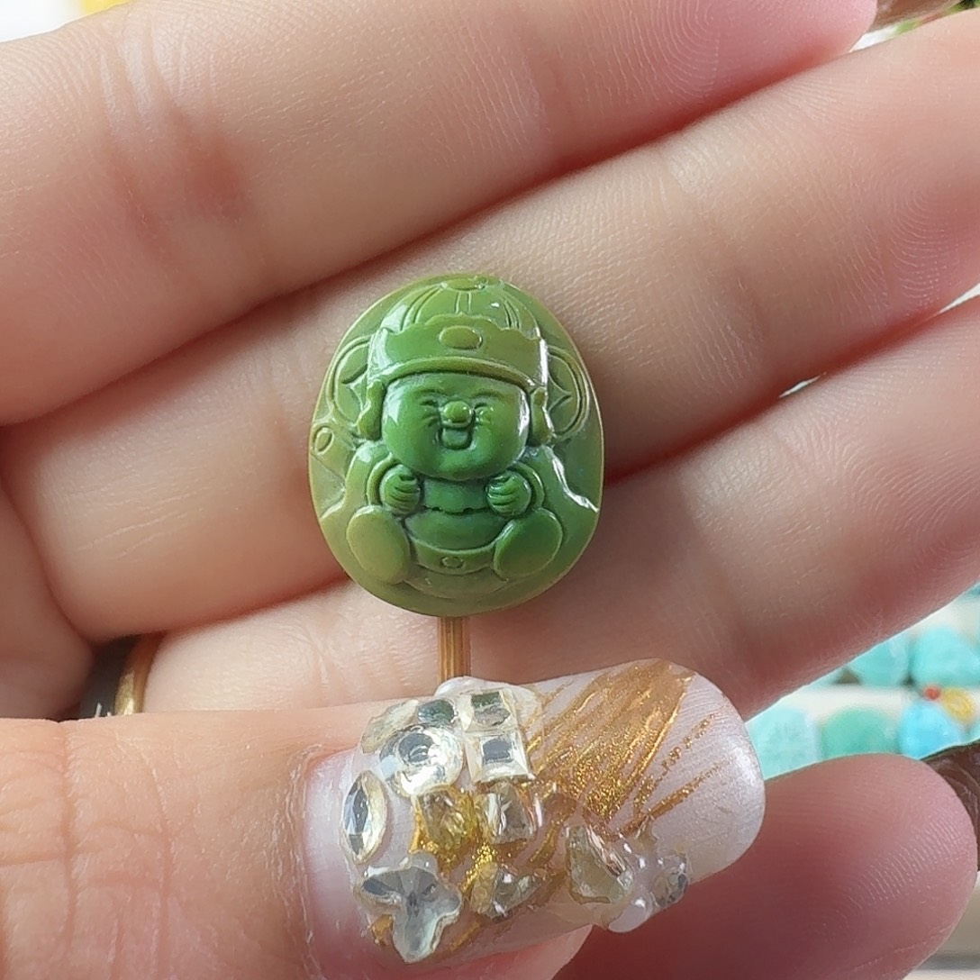 绿松石未镶嵌颈饰