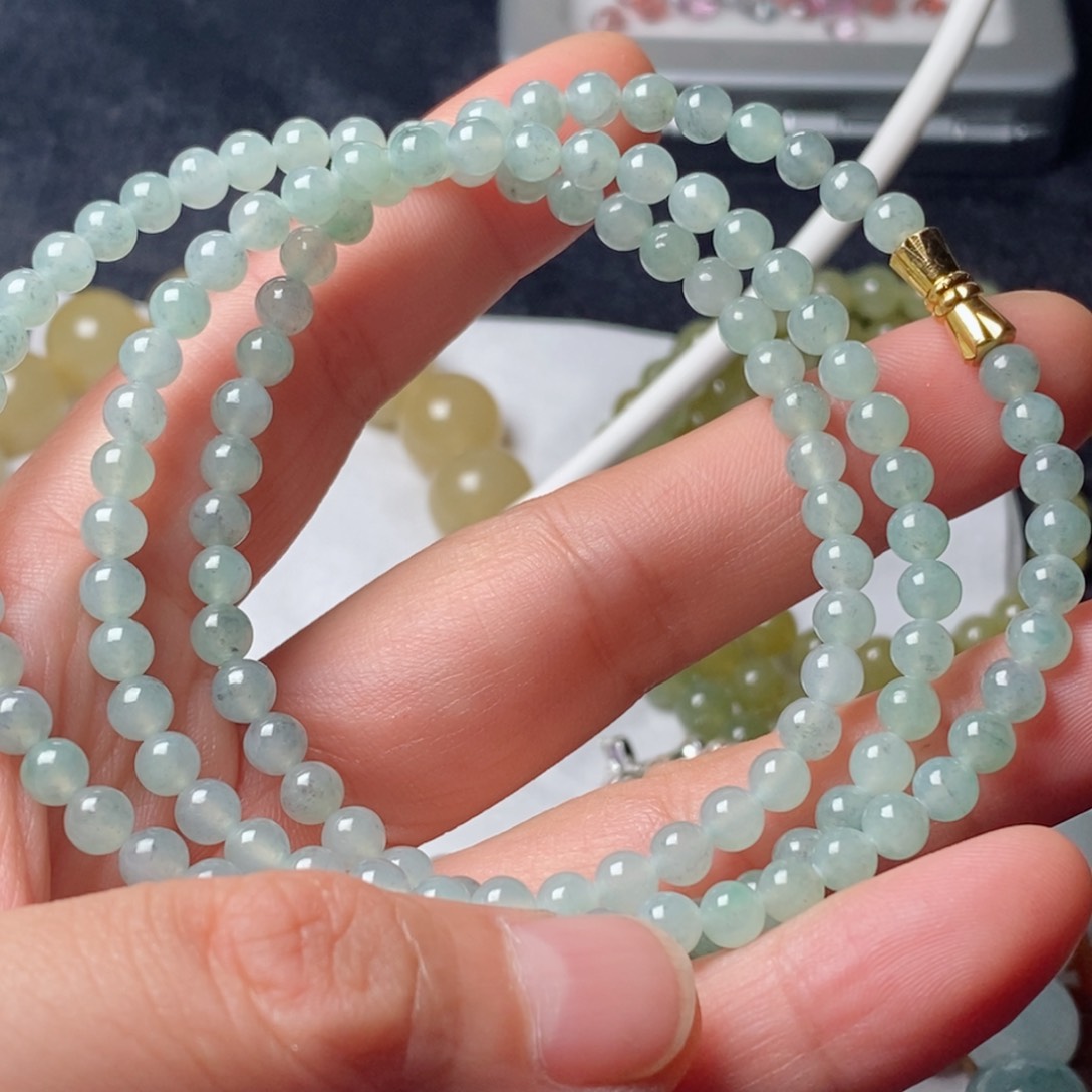 定制翡翠未镶嵌灵**铺翡翠定制手链