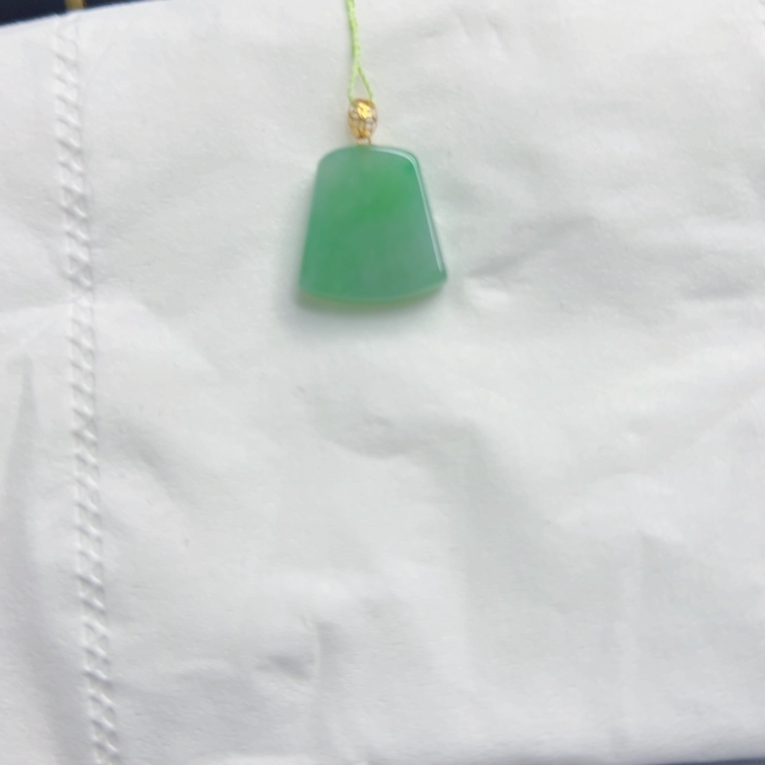 翡翠颈饰18K金镶嵌y无事牌