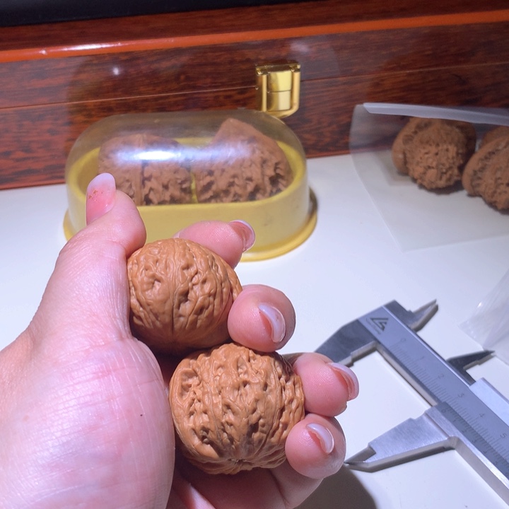 文玩核桃把件Q**Q铁锤