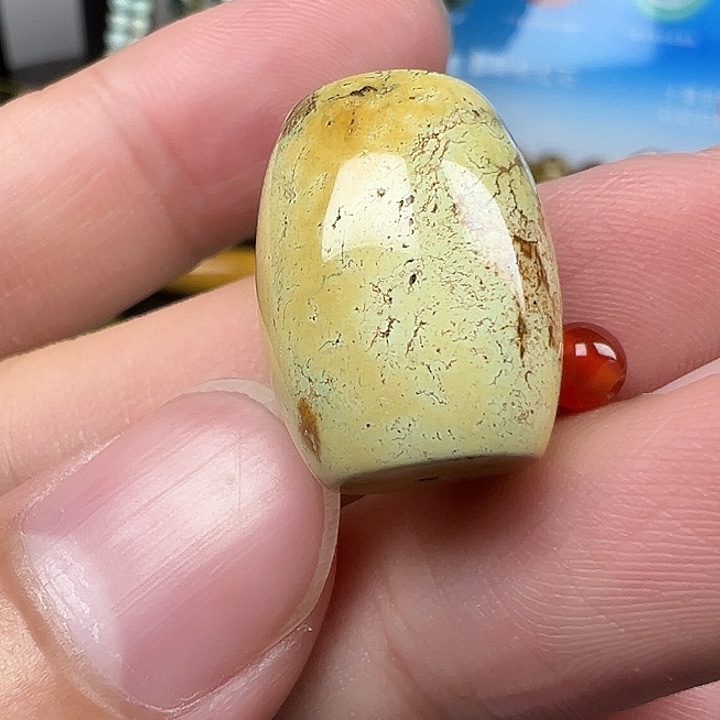 未镶嵌配饰南红玛瑙卡14