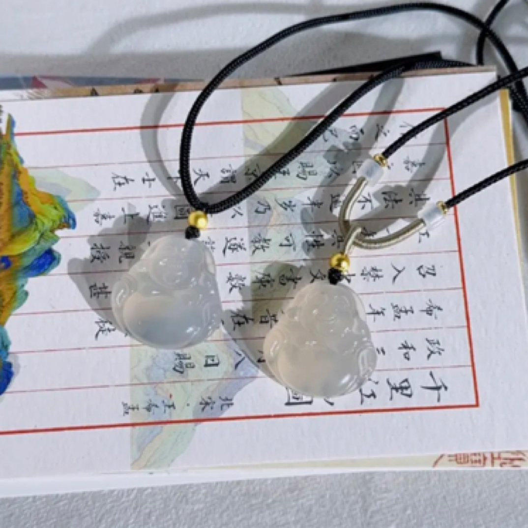 30mm天然玛瑙玉髓佛公吊坠项链新中式玉髓佛公玛瑙高冰透佛公吊坠