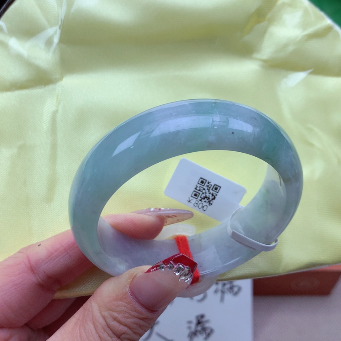 翡翠手镯未镶嵌缅甸翡翠手镯