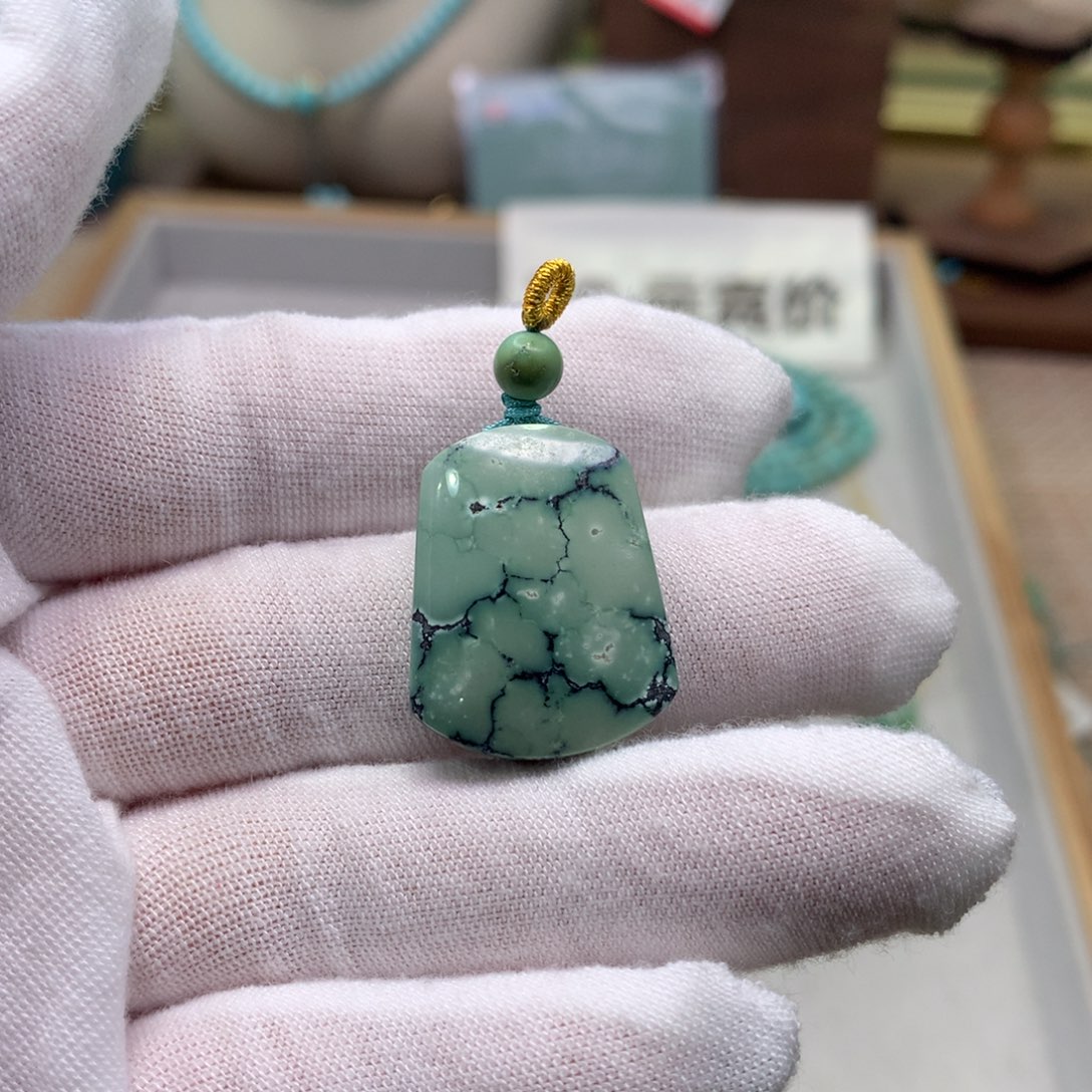 绿松石未镶嵌配饰