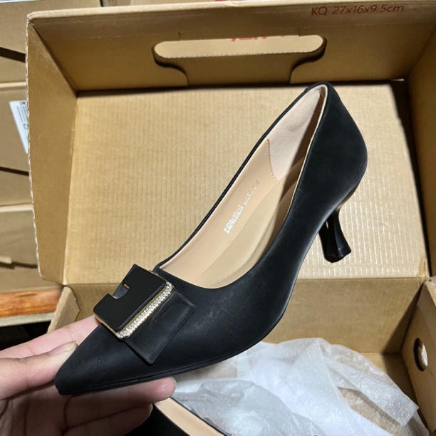 新款1023尖头方扣细矮跟鞋24Q