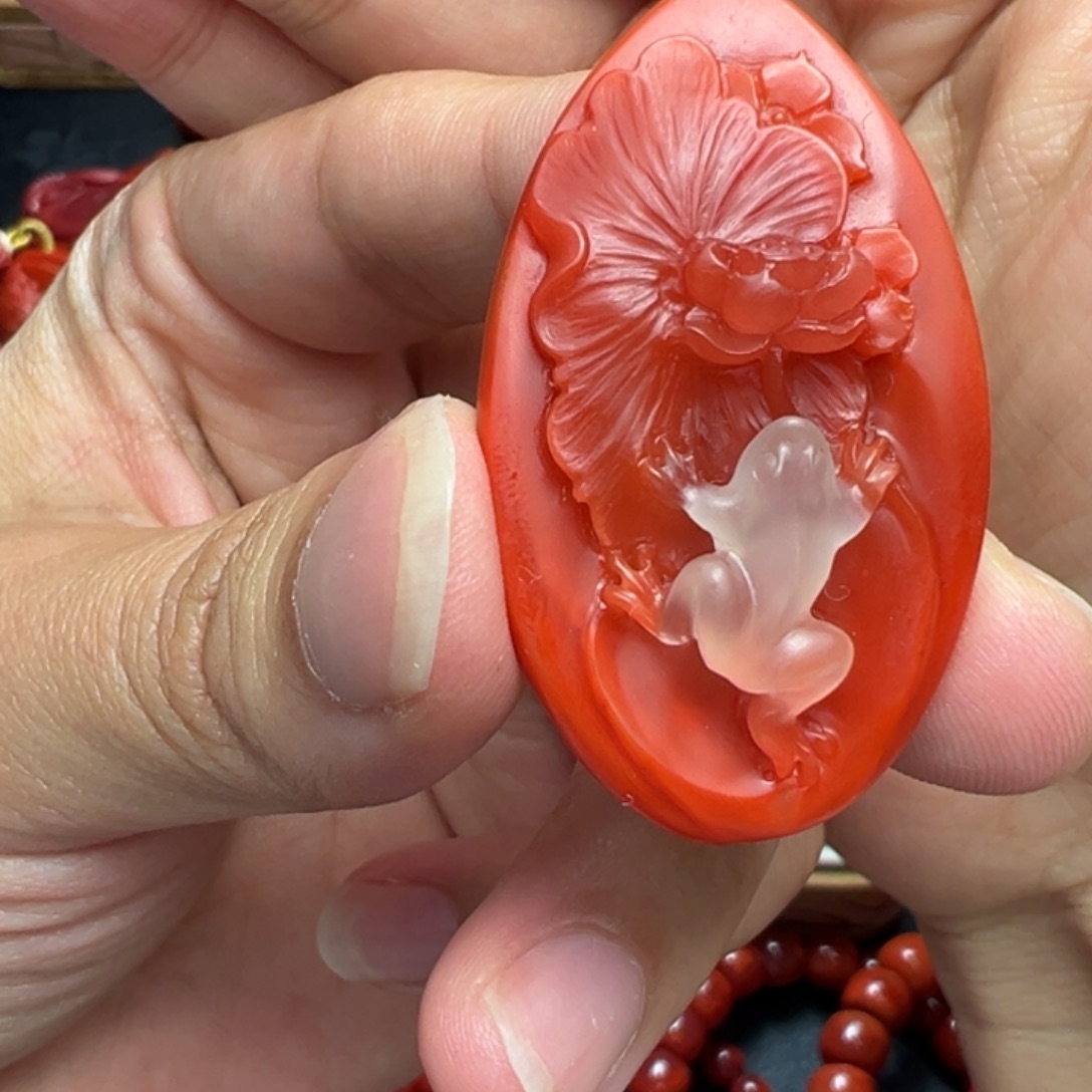 小***子南红玛瑙银S925镶嵌颈饰