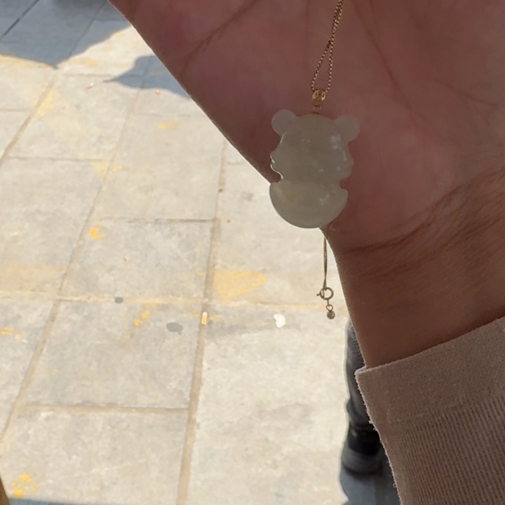 和田玉18K金镶嵌颈饰