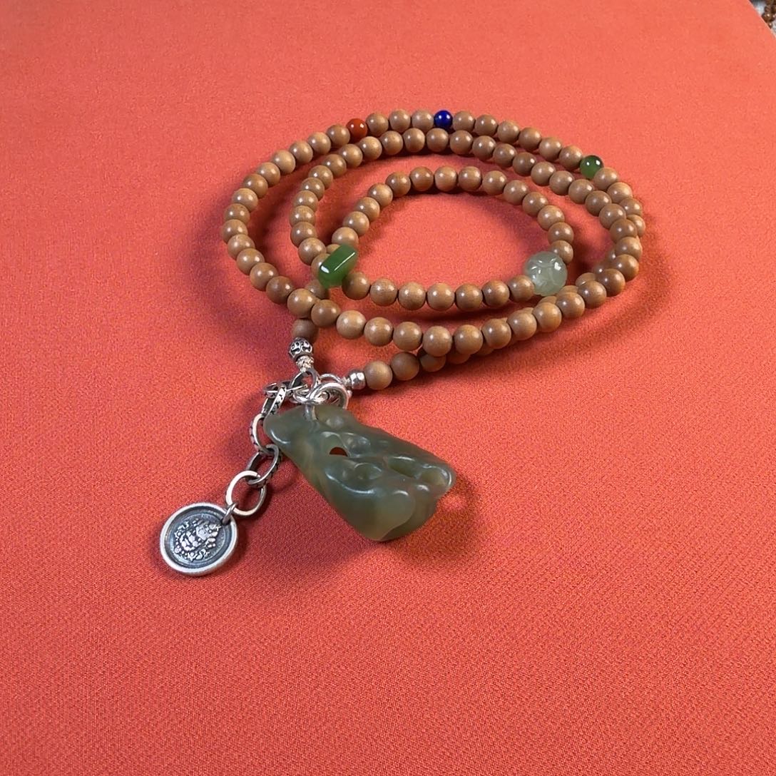 s***酪未镶嵌檀香木吊坠