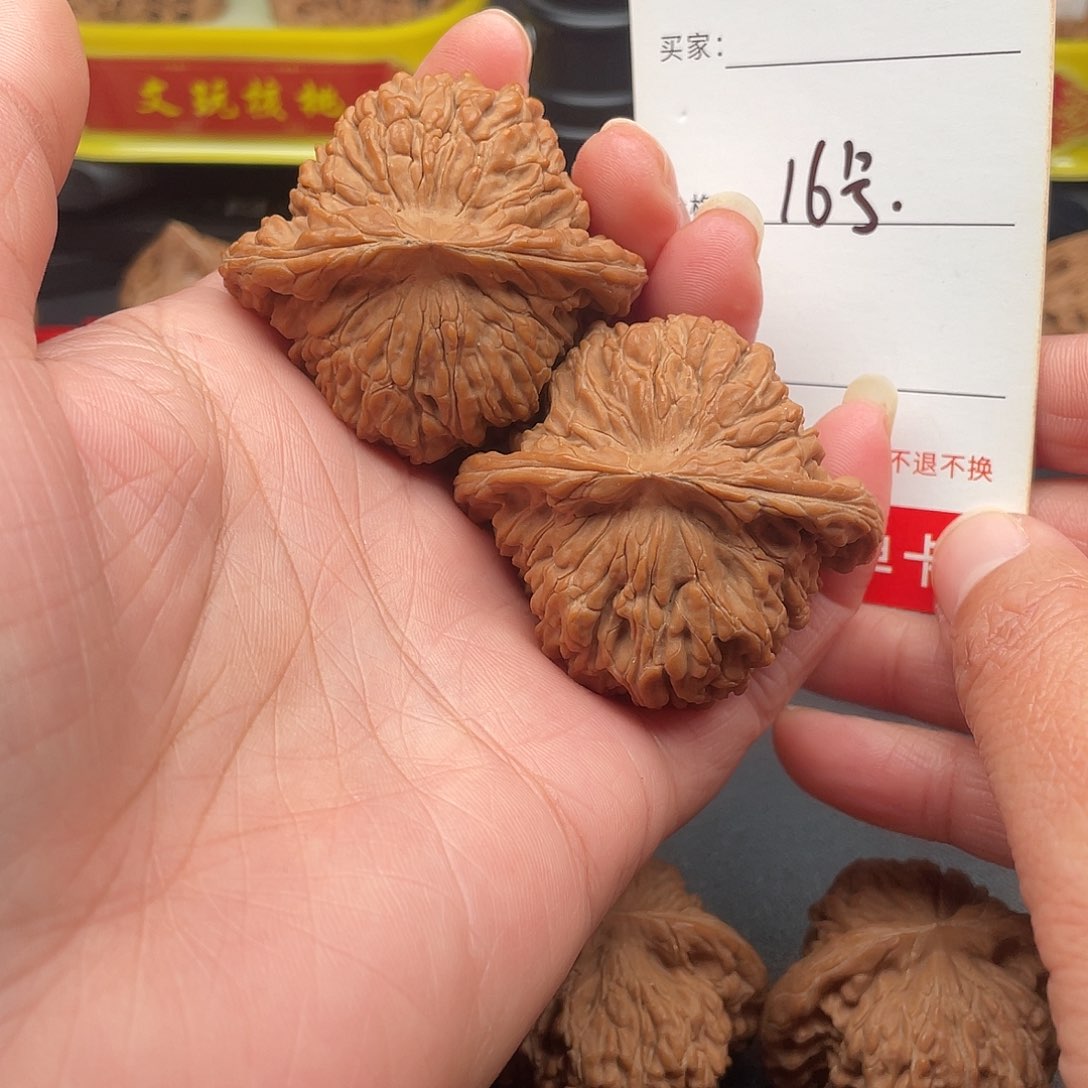 文玩核桃吊坠四座楼48