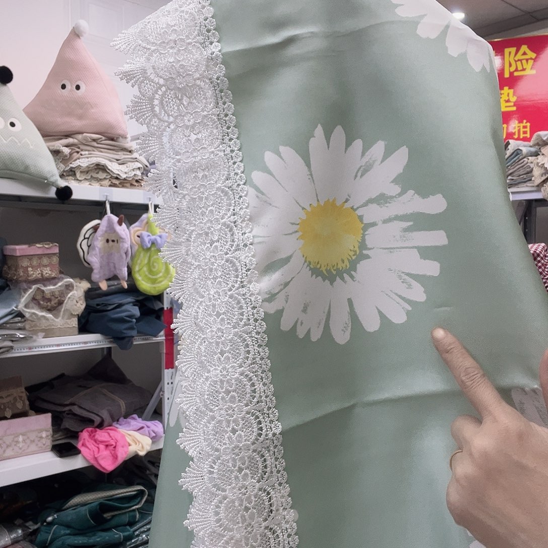 蕾丝快乐大本营在这里也