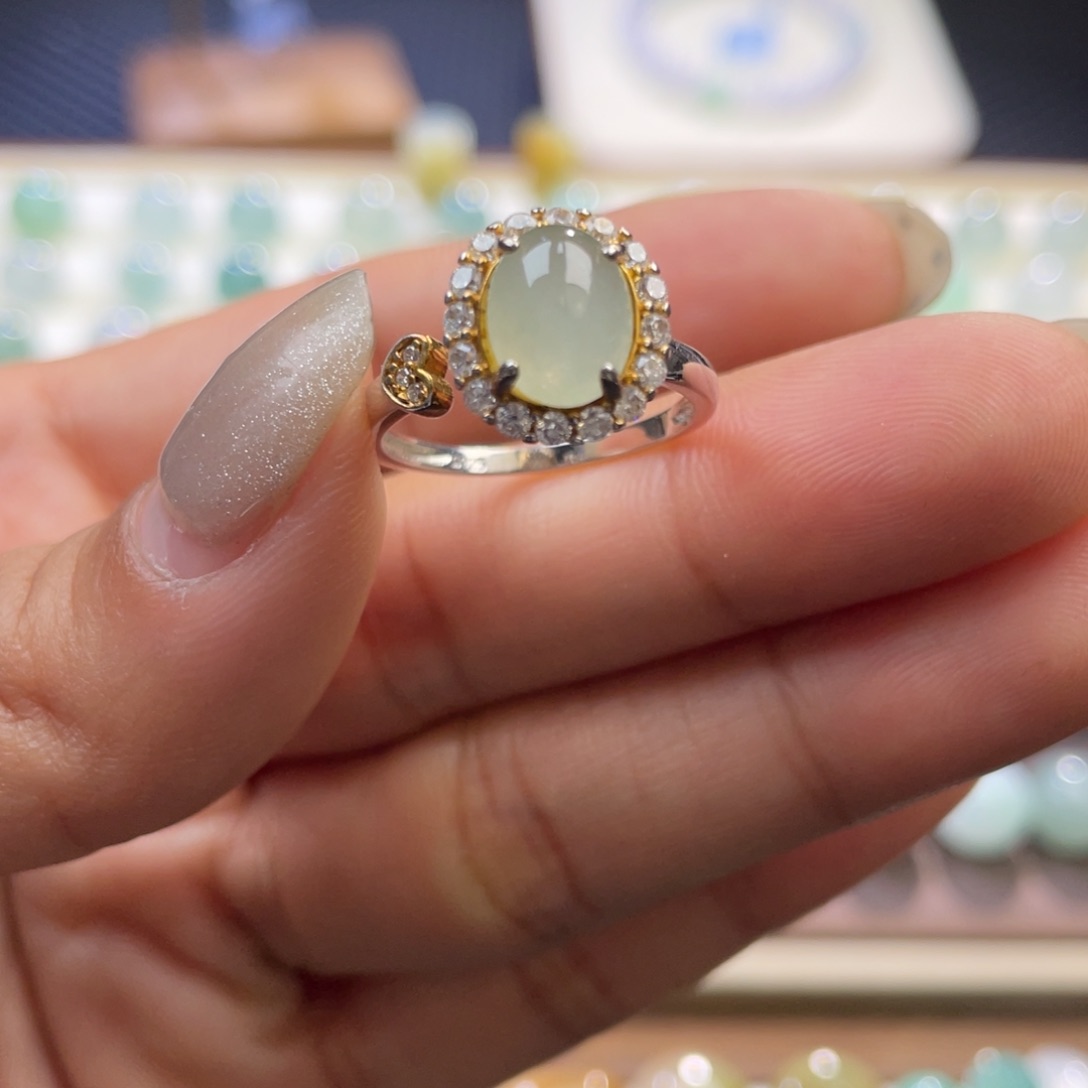 翡翠散珠925银镶活口戒指